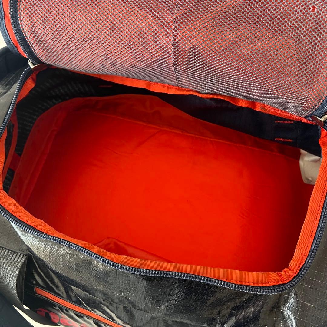 patagonia ブラックホール ・ダッフル45L ネイビー/オレンジ