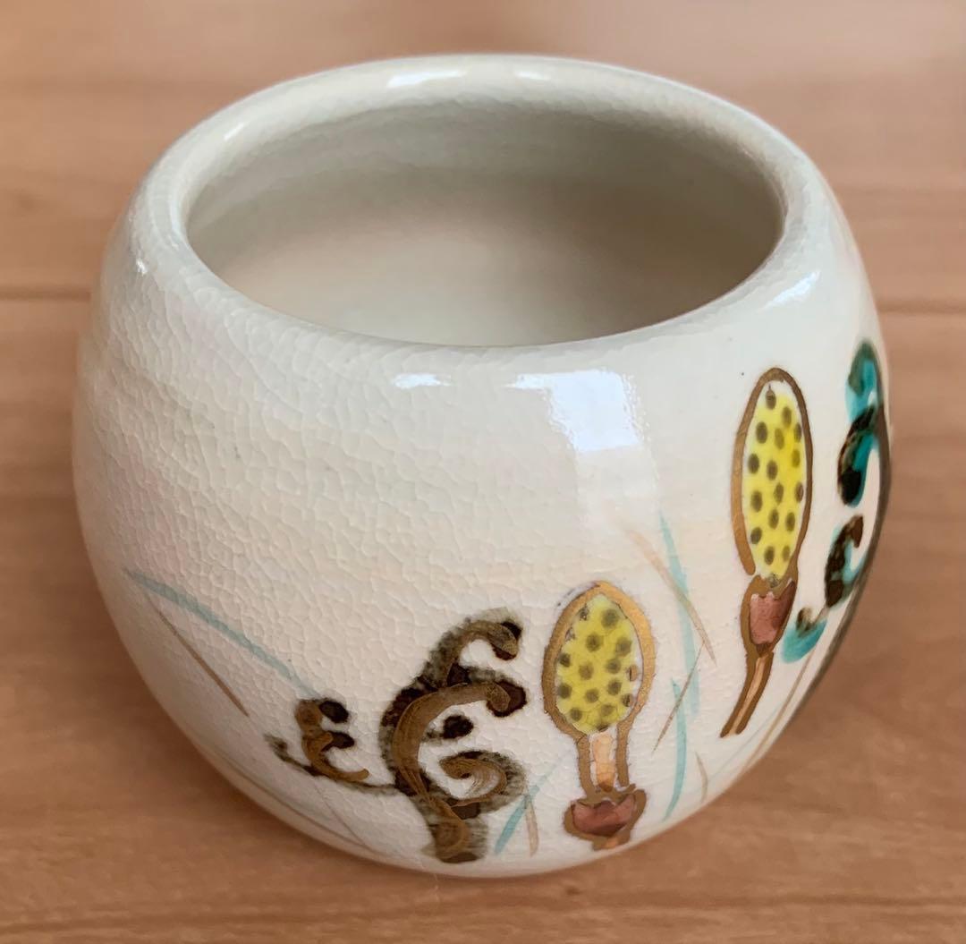 【美品】陶器 蓋置　木箱付き 　　　　　　　　　　　春の季節にどうぞ。