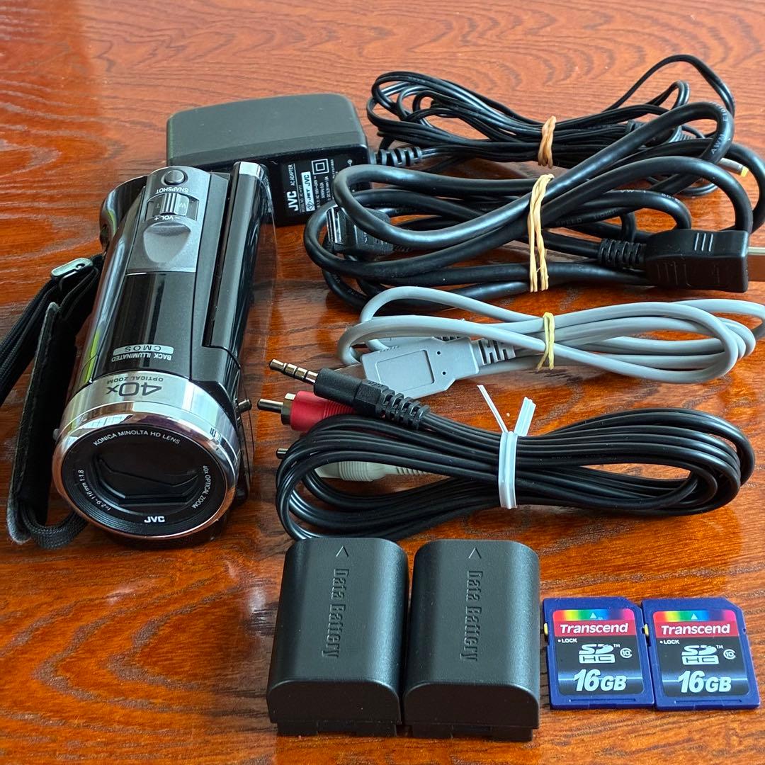 JVC　ビデオカメラ　GZ-HM390　（SDカード16GB×２枚おまけ付）