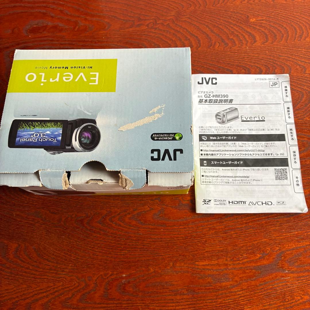 JVC　ビデオカメラ　GZ-HM390　（SDカード16GB×２枚おまけ付）