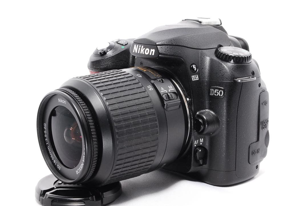 ◆ショット数少なめ◆Nikon D50◆一眼レフカメラ◆カメラバッグ＆ポーチ付き