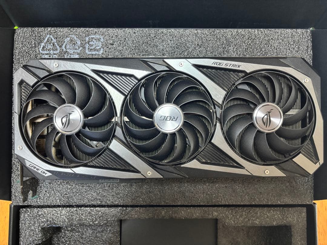 グラフィックボード・グラボ・ビデオカード geforce RTX 3080 ASUS ROG STRIX rtx3080