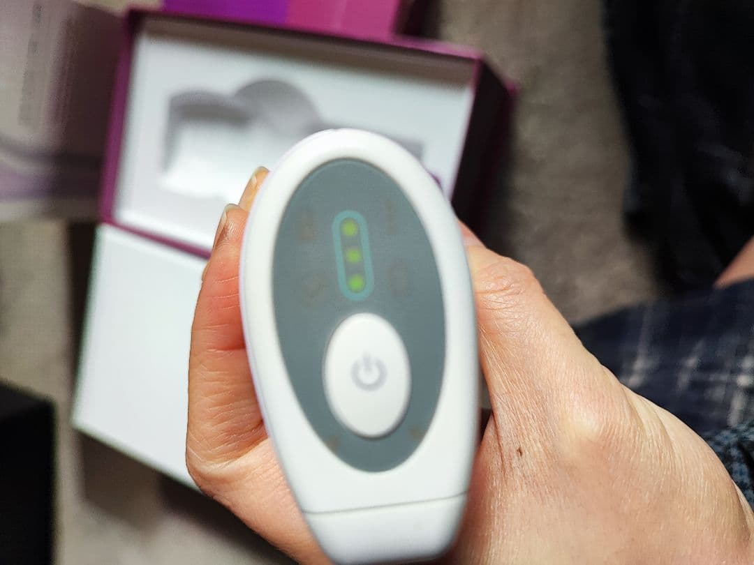 tria エイジングケアレーザー　【ジャンク品】 美顔器　エステ