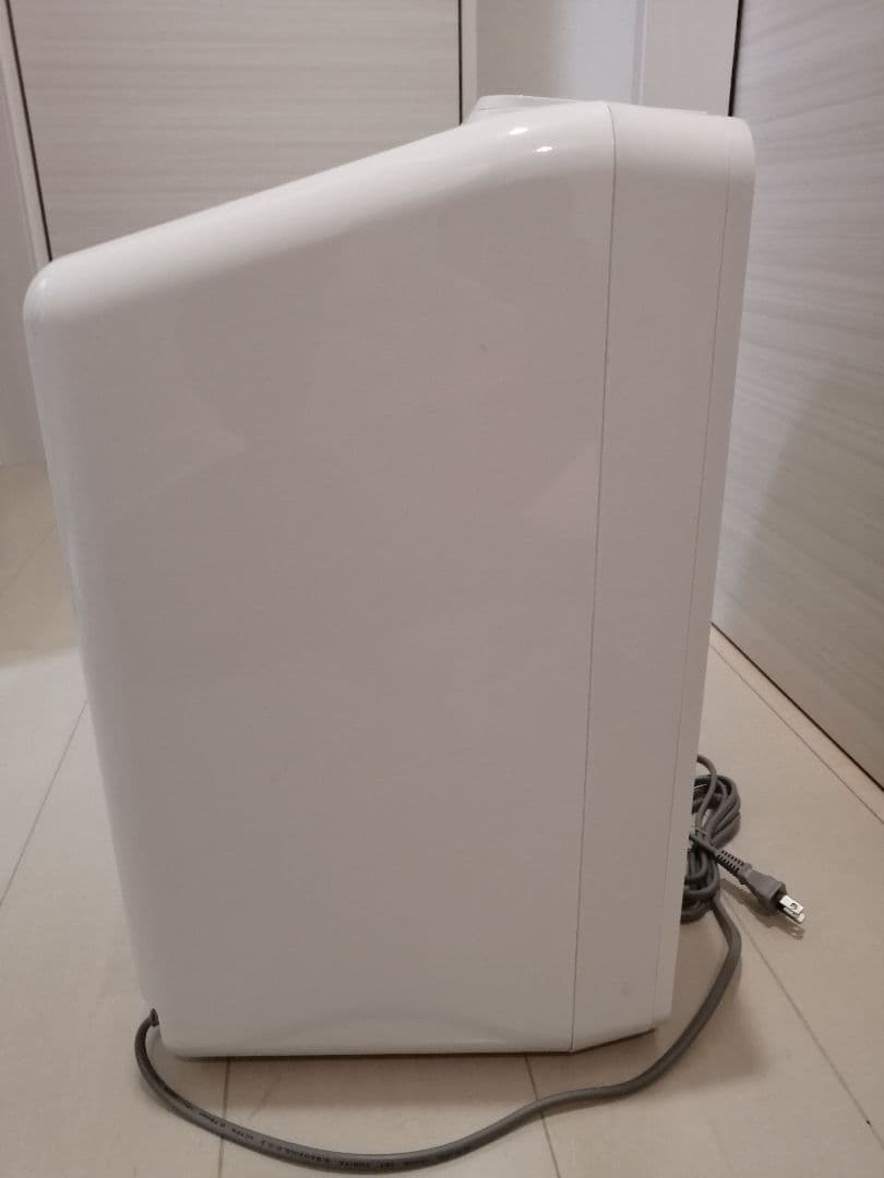 まんまる　[美品]　富士通　加湿脱臭機　DAS-303E-W