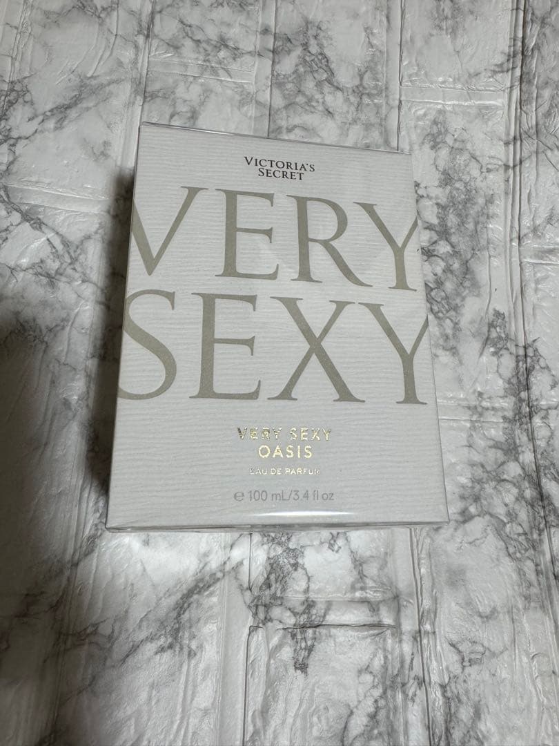 Very Sexy Oasis オードパルファム100ml