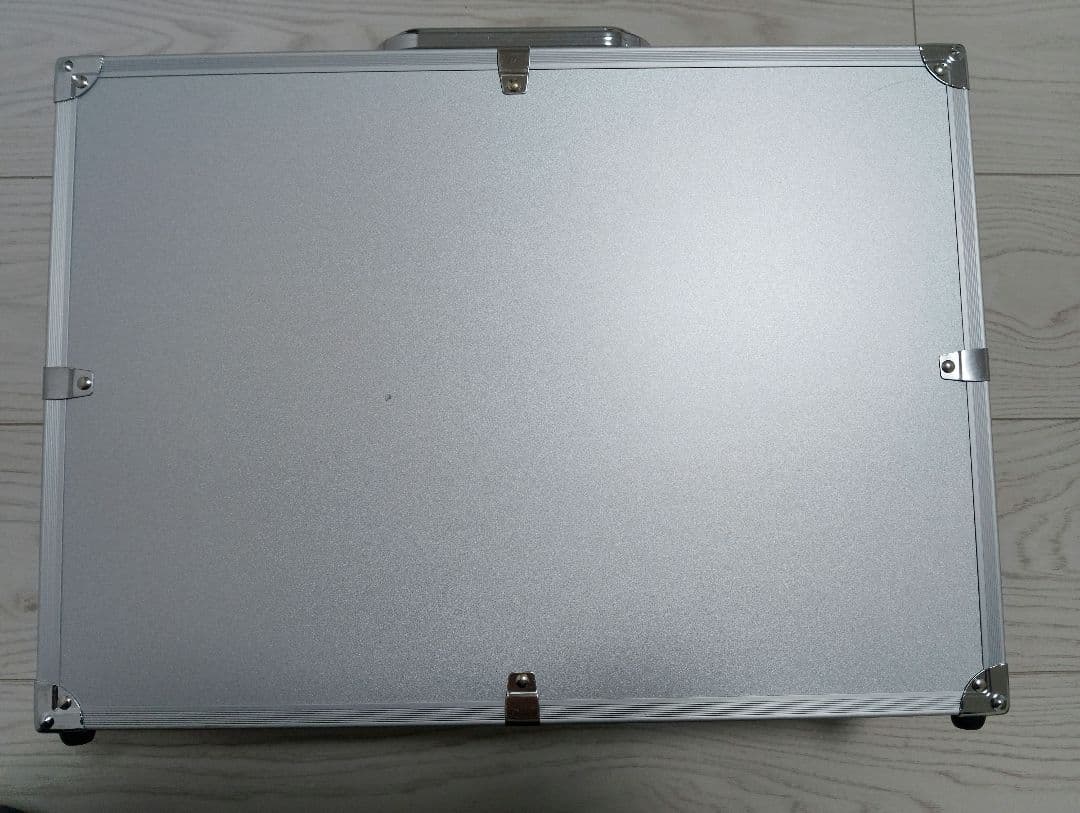TOYGER CEO Storage アタッシュケース シルバー