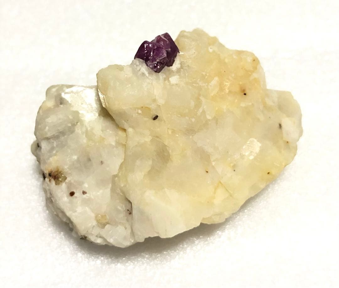 ルビー　綱玉　結晶　原石　パキスタン産