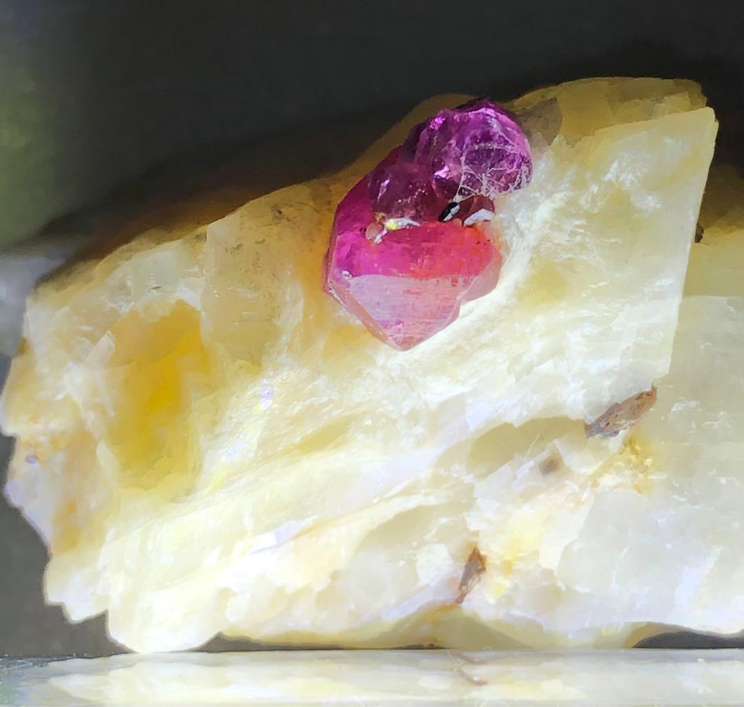 ルビー　綱玉　結晶　原石　パキスタン産