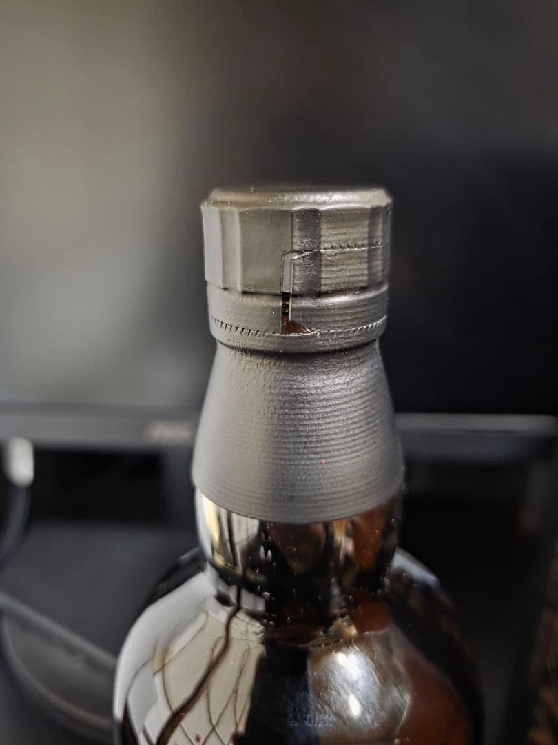【希少！2019生産旧ラベル】山崎18年 シングルモルトウイスキー 700ml