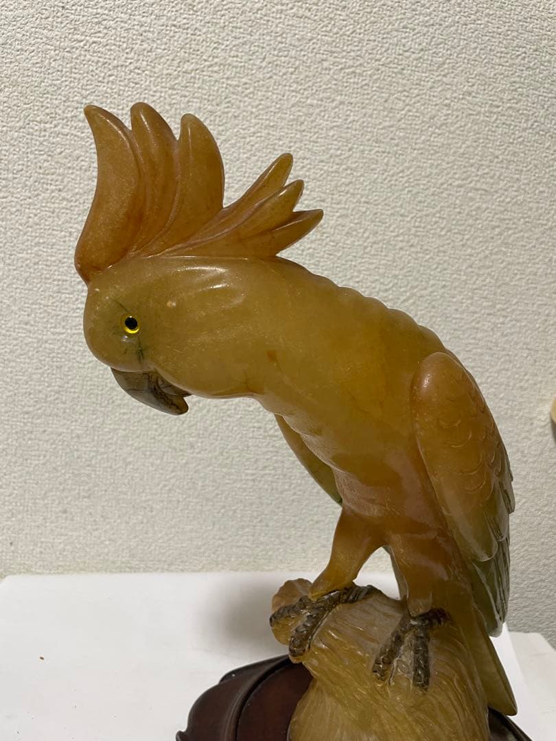 [希少]ヴィンテージ　アラバスター　天然石　オウム　インコ　置物　木製台座付き
