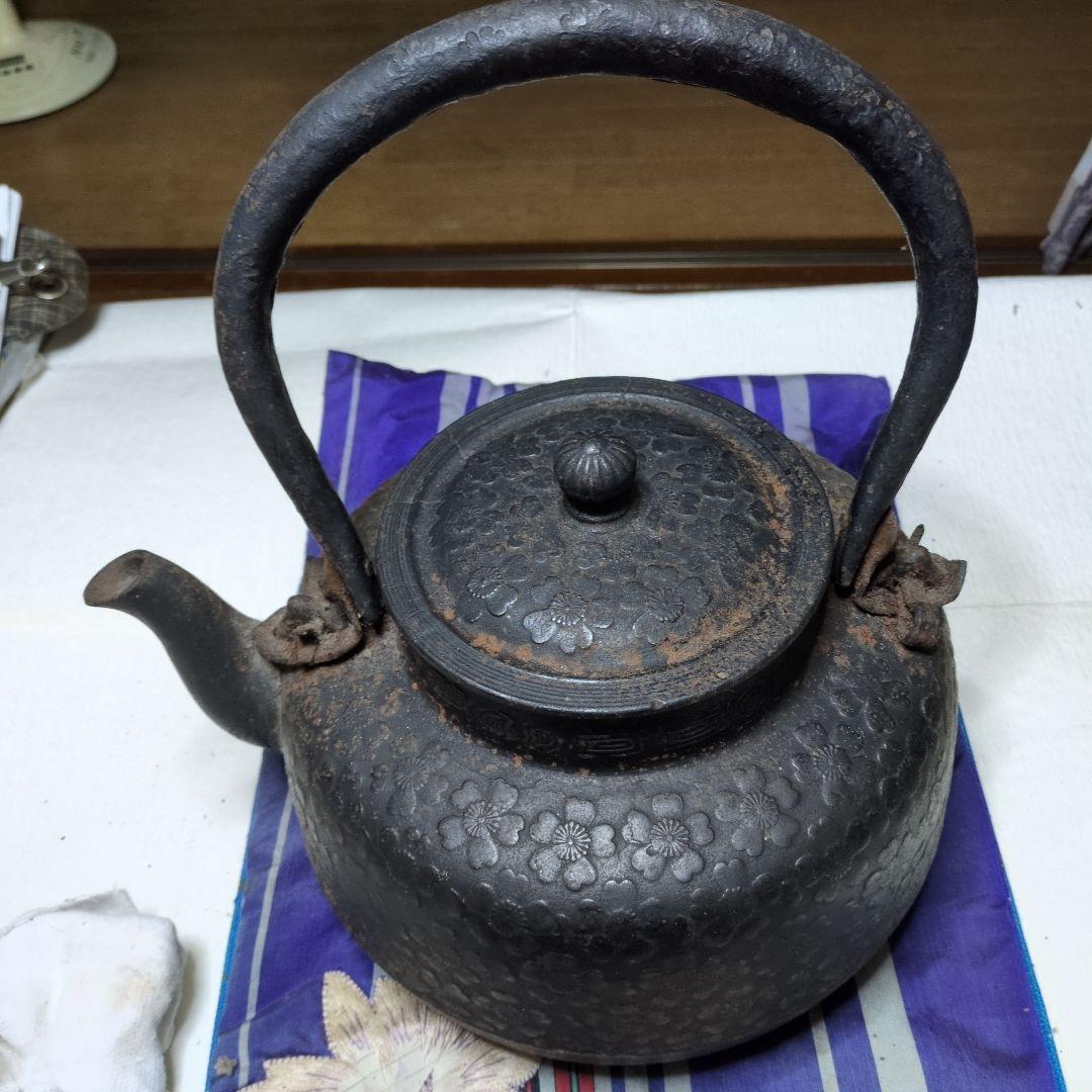 超珍品 大工棟梁だった　先祖の大きな南部鉄瓶　1軒建築費用代金です。