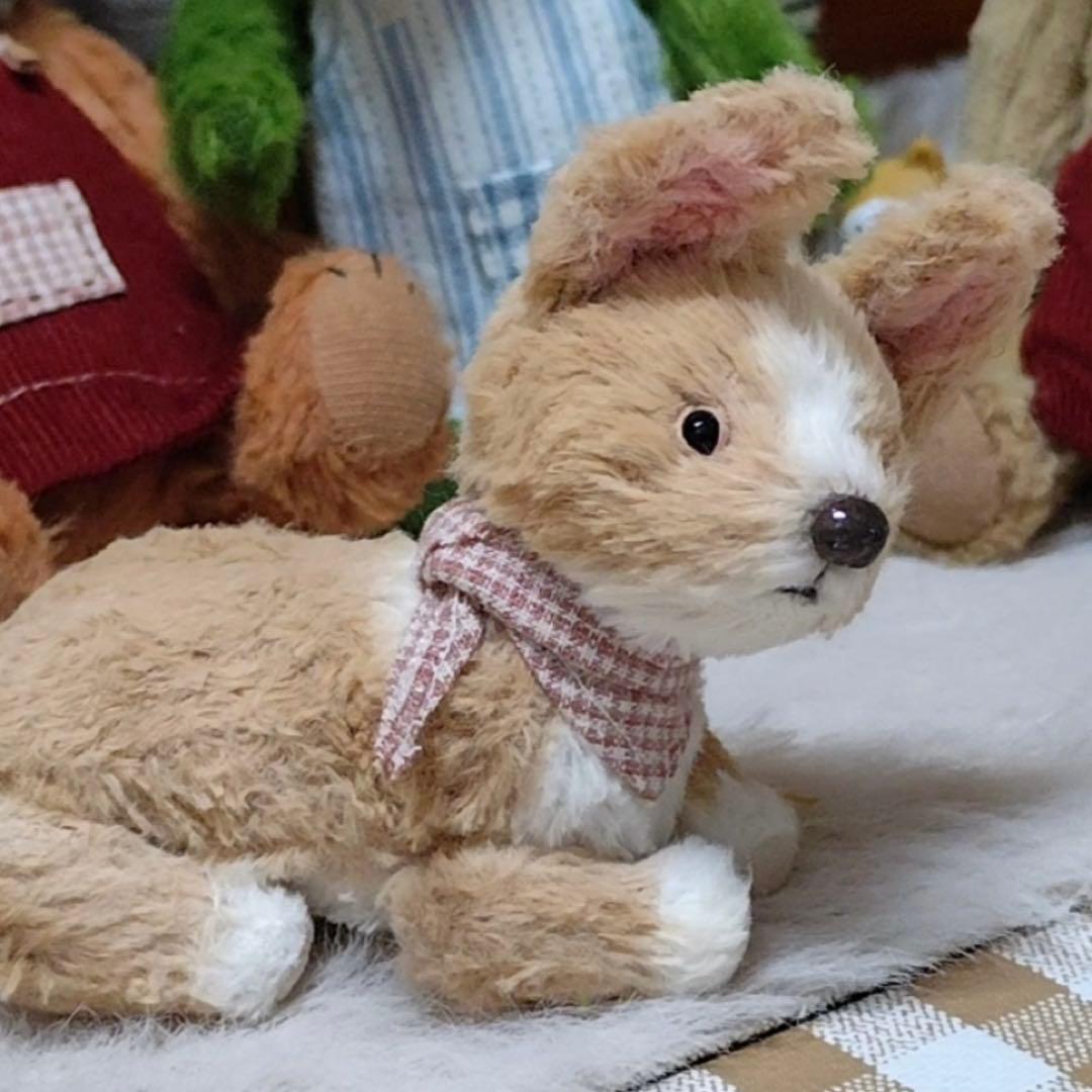 純粋なコーギー仔犬 ぬいぐるみ 海外作家様 ハンドメイド ワンちゃん いぬ