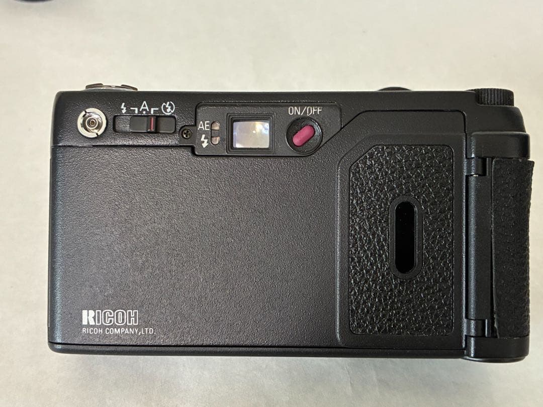 GR21 コンパクトフィルムカメラ