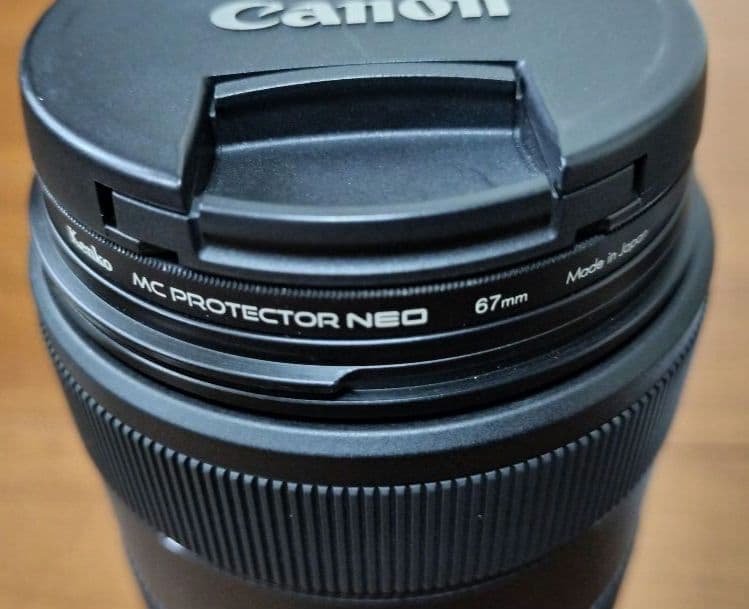 CANON EF70-300mm F4-5.6 IS II USM　ET-74B