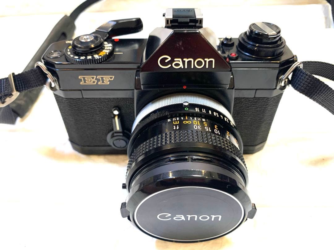 キャノンCanon EF 一眼レフカメラ 50mmレンズ付き