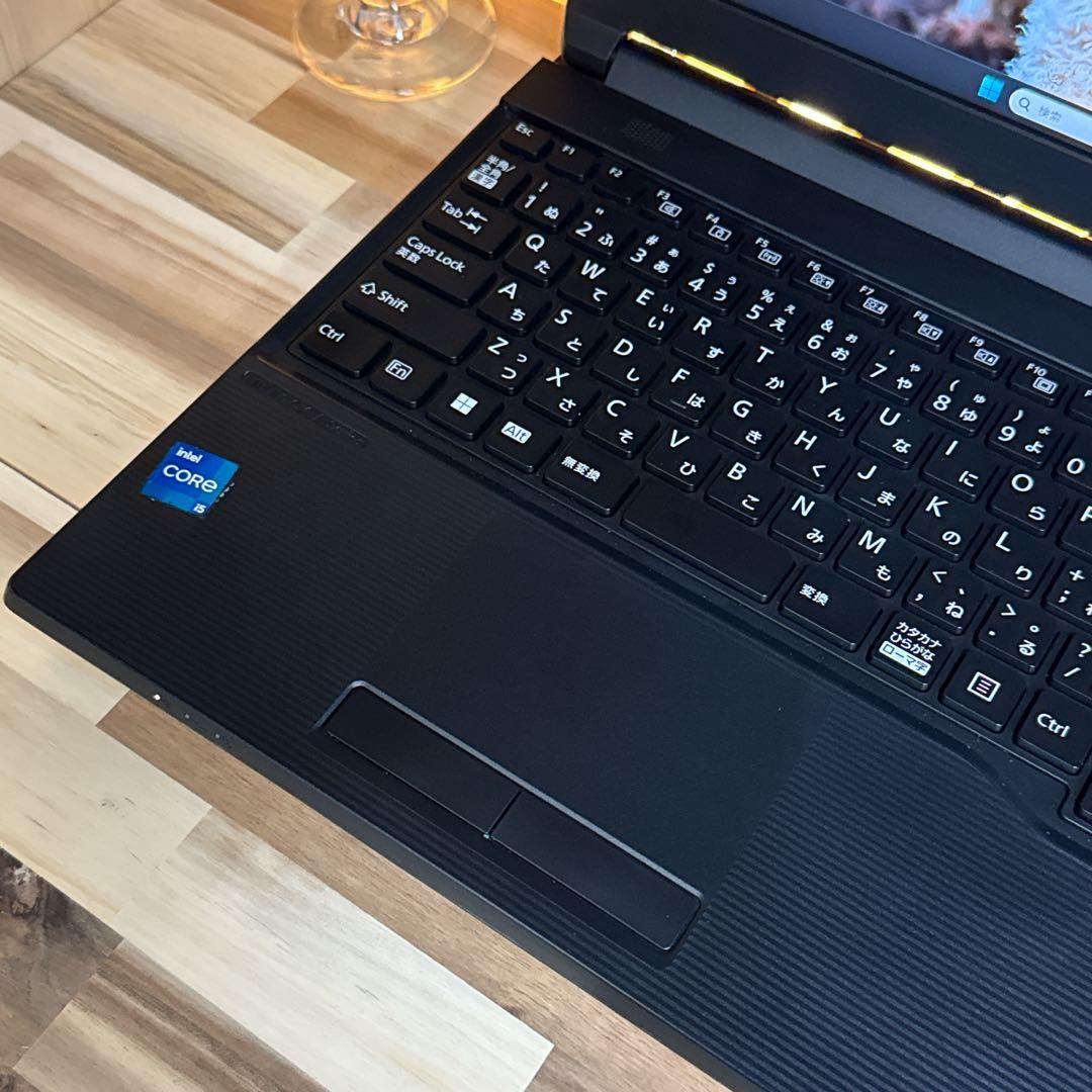 新型2022年式‼️LIFEBOOK A5512☘第12世代☘人気ノートパソコン