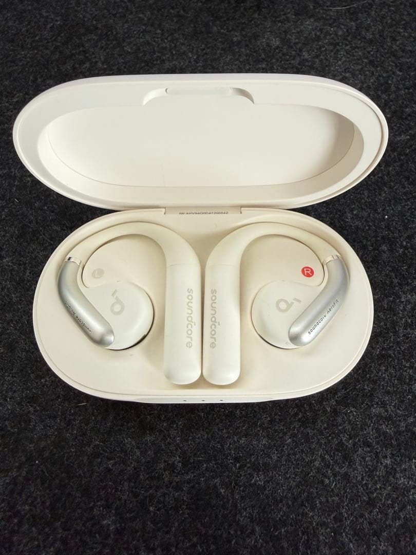 Anker Soundcore AeroFit ホワイト