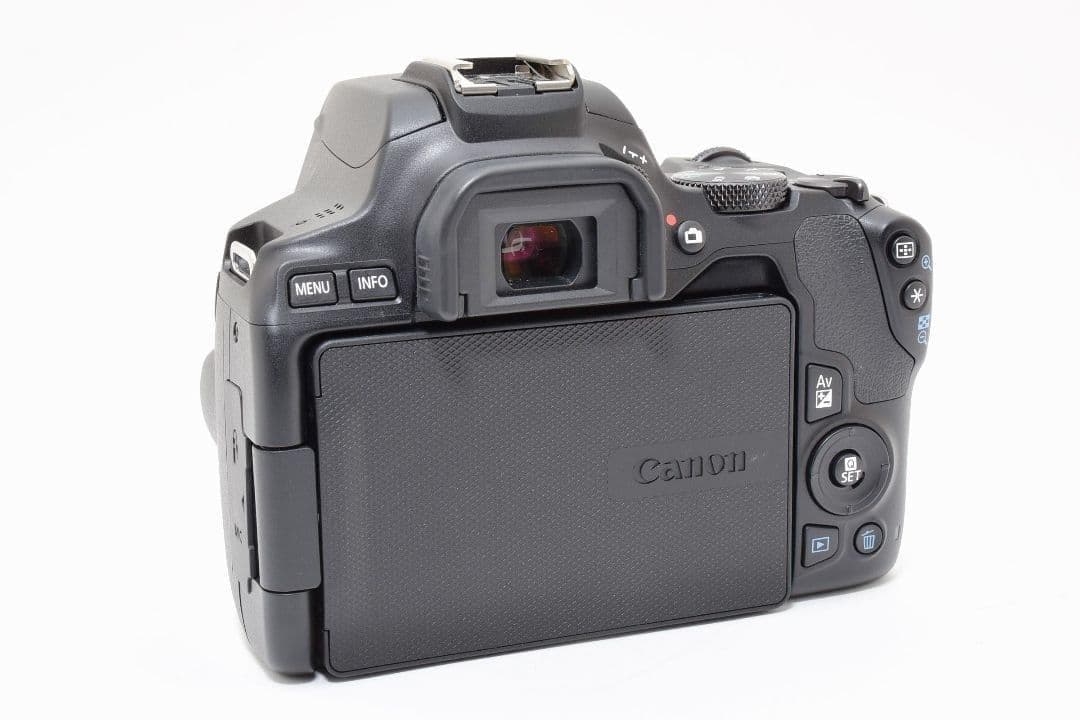 カメラバッグ付き✨超美品✨Canon EOS KissX10✨ダブルレンズ 軽量