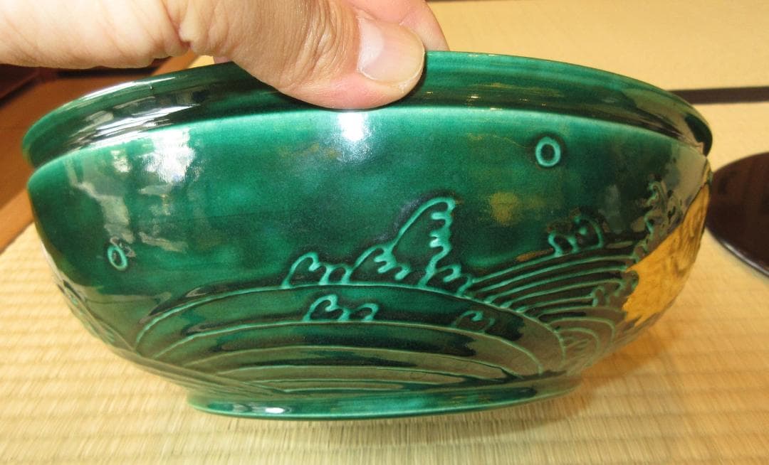 送料込【逢絢亭】茶道具 平水指 萬古焼 青交趾 荒磯の図 割蓋付 加賀瑞山 共箱