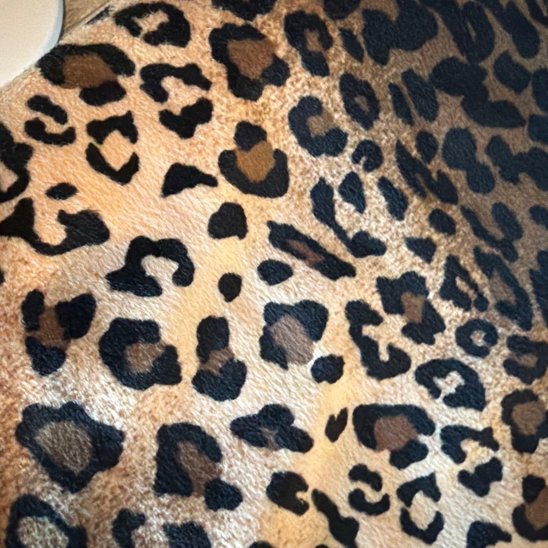 アンティークヒョウ柄クッション　スツール
