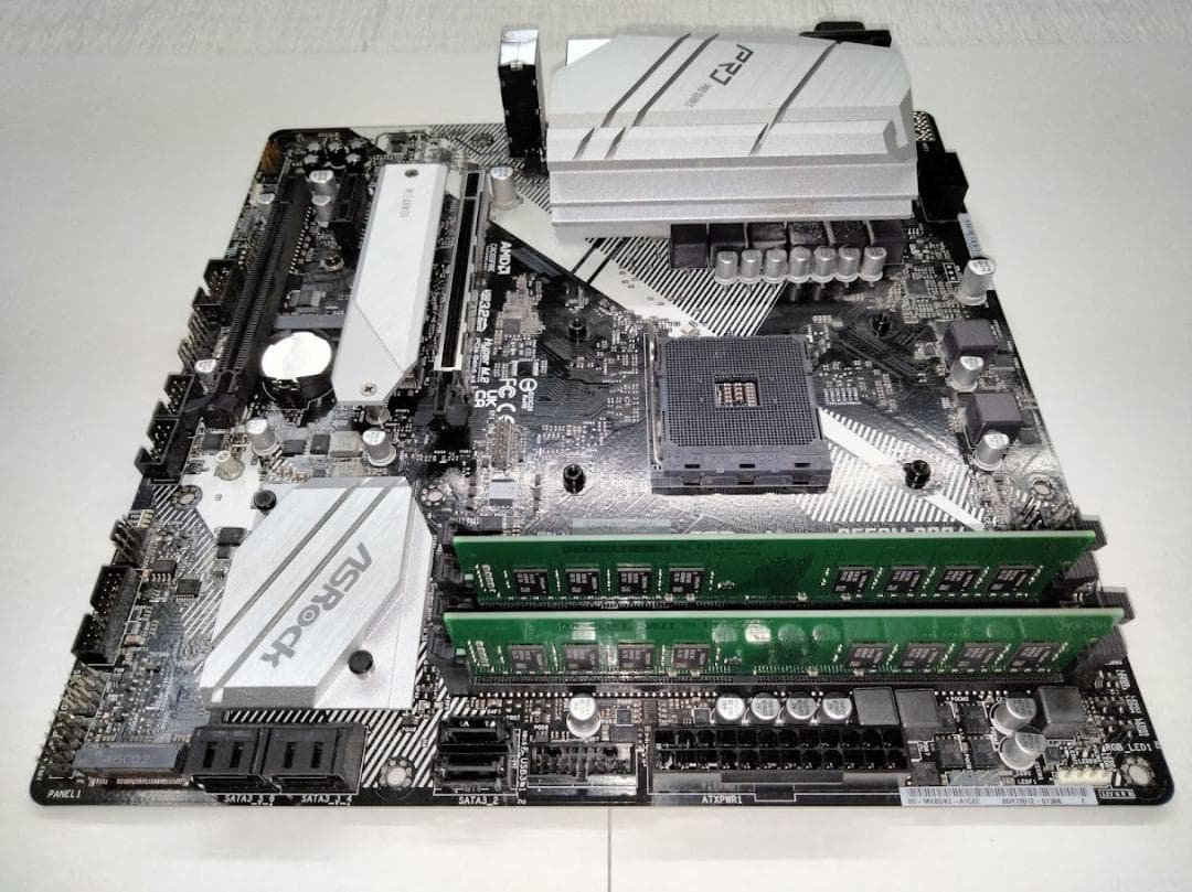 Ryzen7 5700X + B550M + DDR4 32GBセット動作確認済