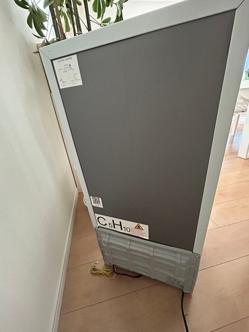 小型冷蔵庫 60L 2ドア ホワイト　コンパクト 省エネ