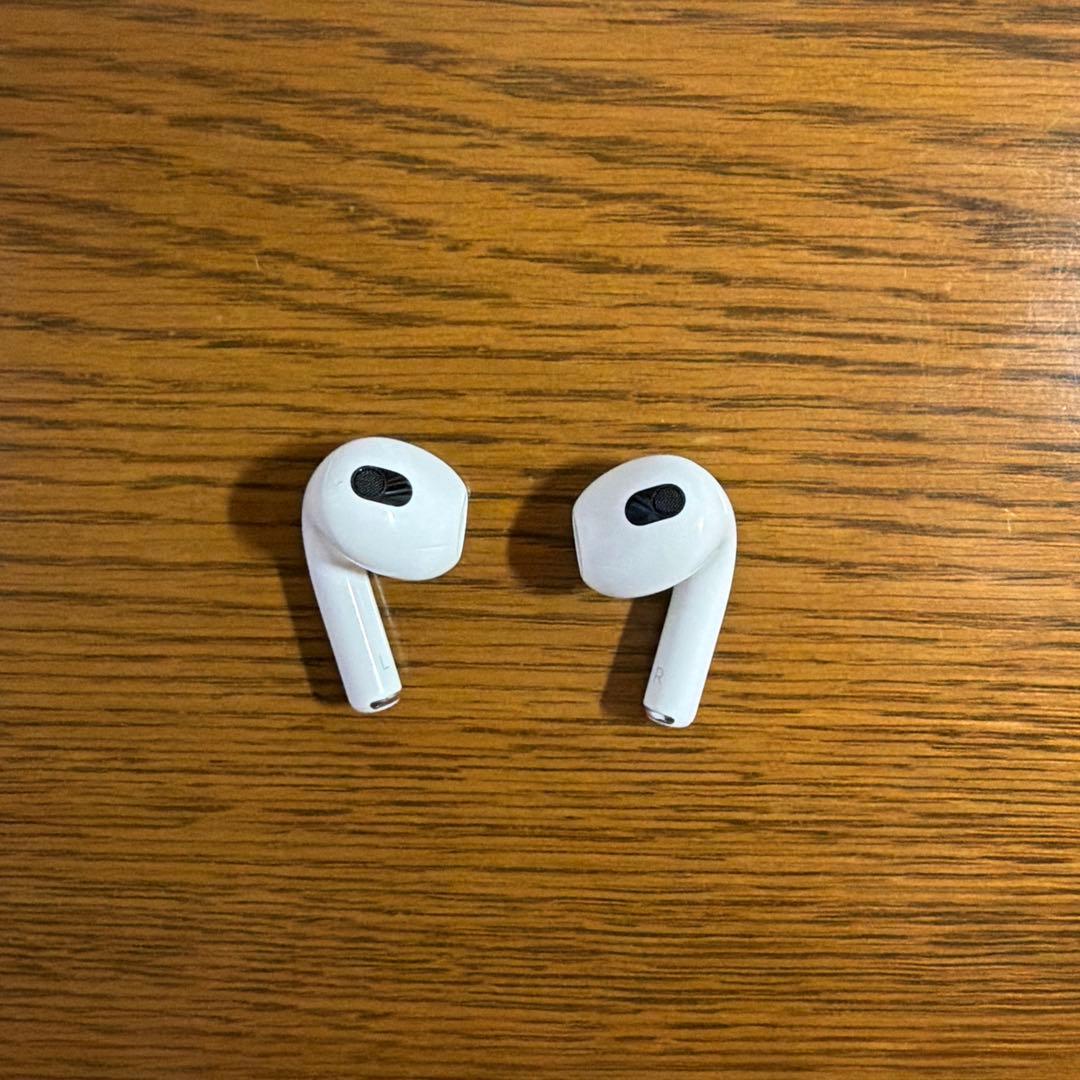 AirPods 第3世代　ケース＋両耳イヤホン