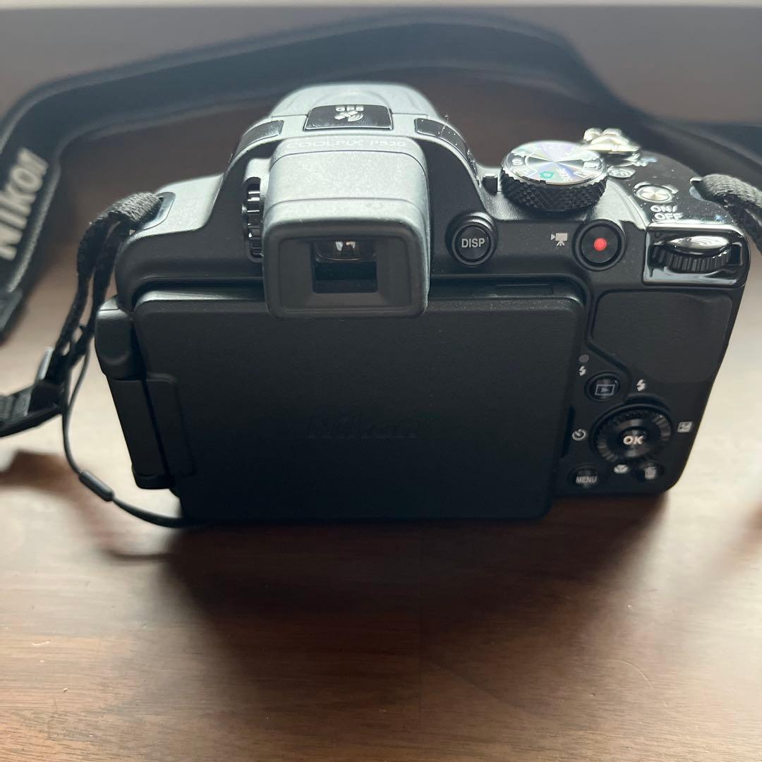 Nikon デジタル一眼レフ coolpix P520 電源入らず