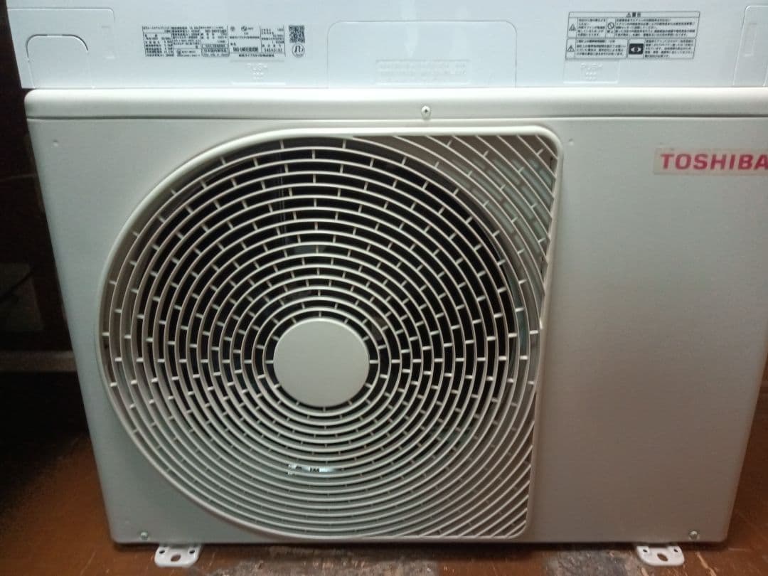 取付け無料！取外工事無料！配送込！保証付！大型14畳用！100V仕様!超高年式♪