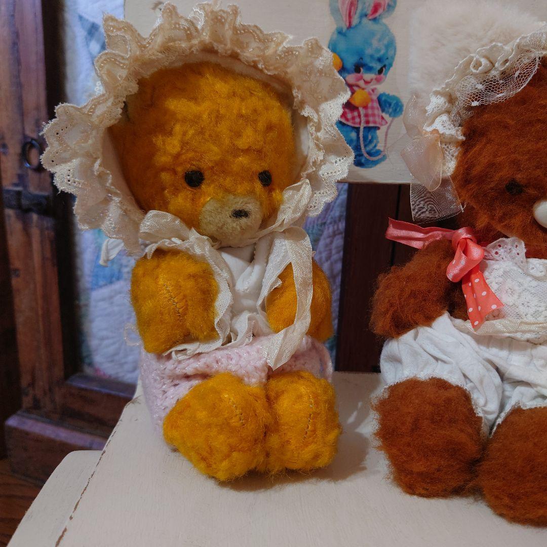 お値下げ！アンティークベア、お鼻なし、DDRちゃん、お洋服付き、左の黄色い子
