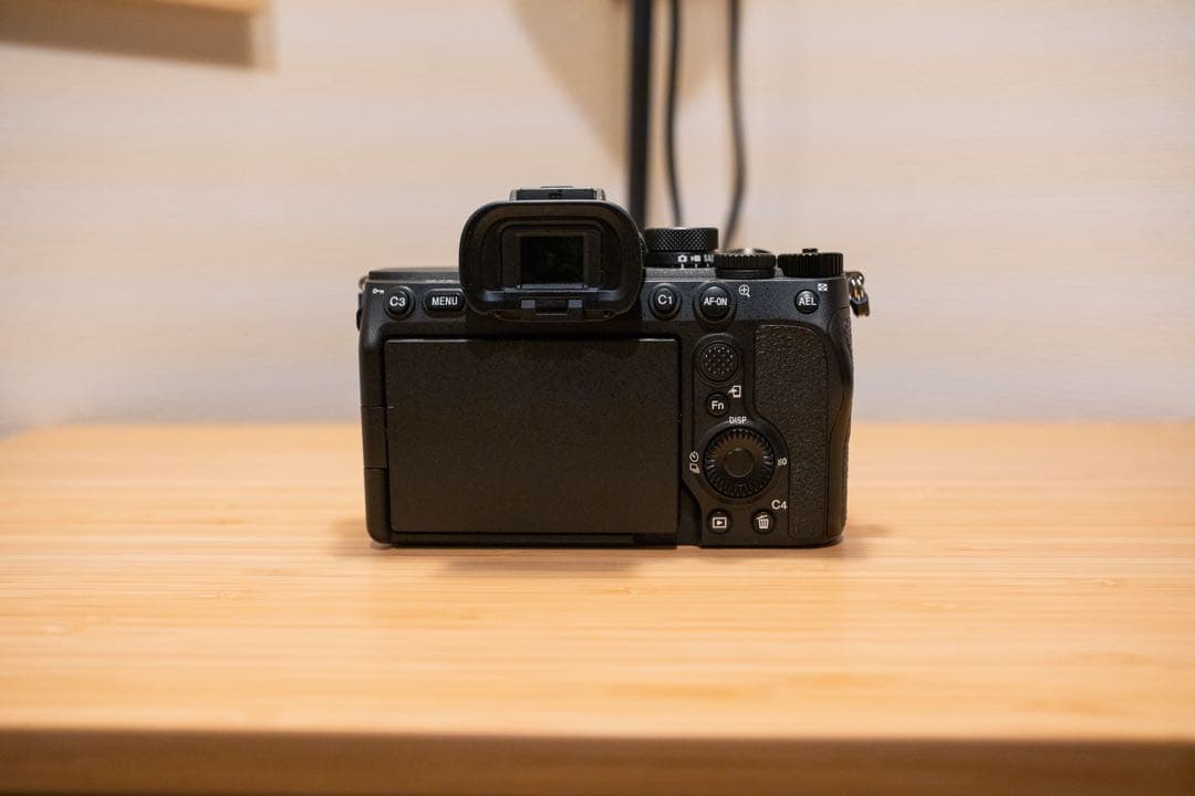 ユ*キ様 【SONY α7 IV（ILCE-7M4）ボディ】保証書あり・付属品完