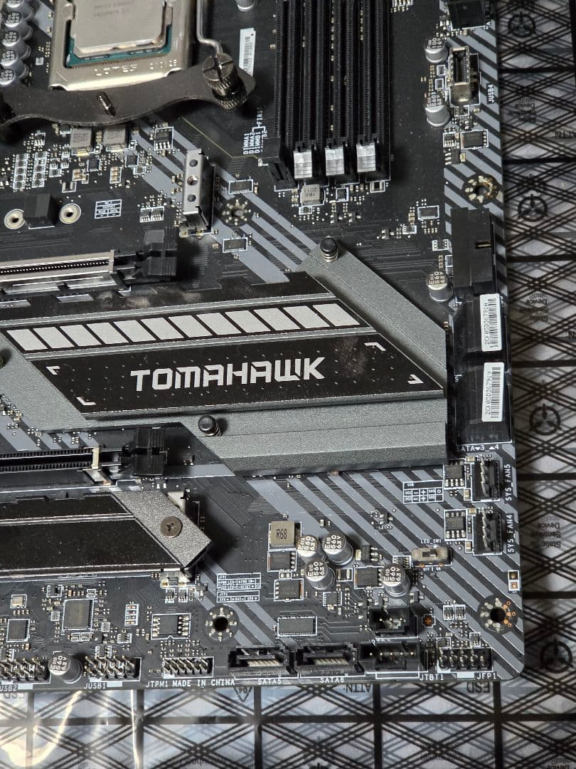 P*M様 Intel Core i7-10700K & MSI Z490 マザー