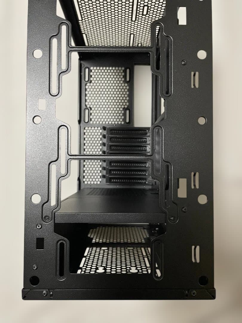 Fractal Design Meshify C + GELIDケースファン３個