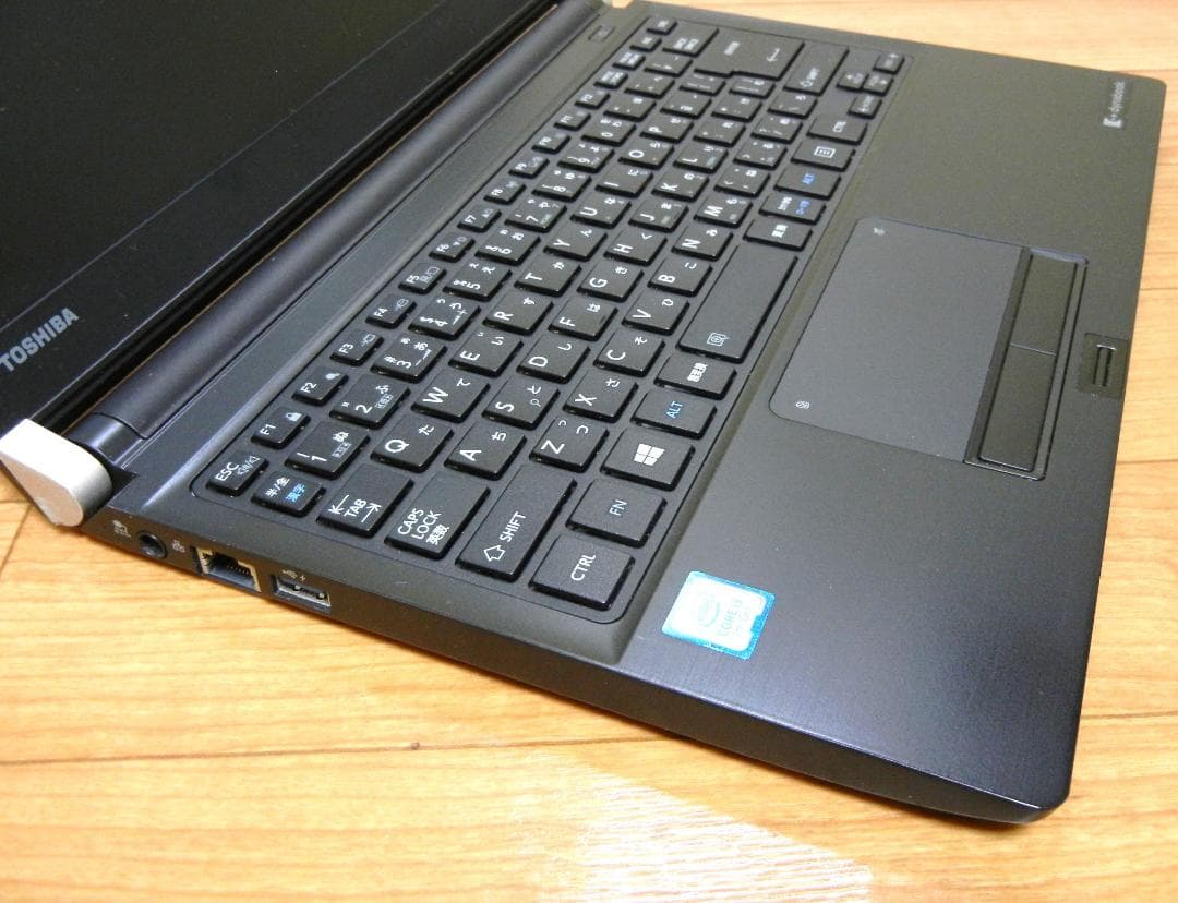 i3 SSDで快適 メモ8G オフィス付 東芝 dynabook ノートパソコン