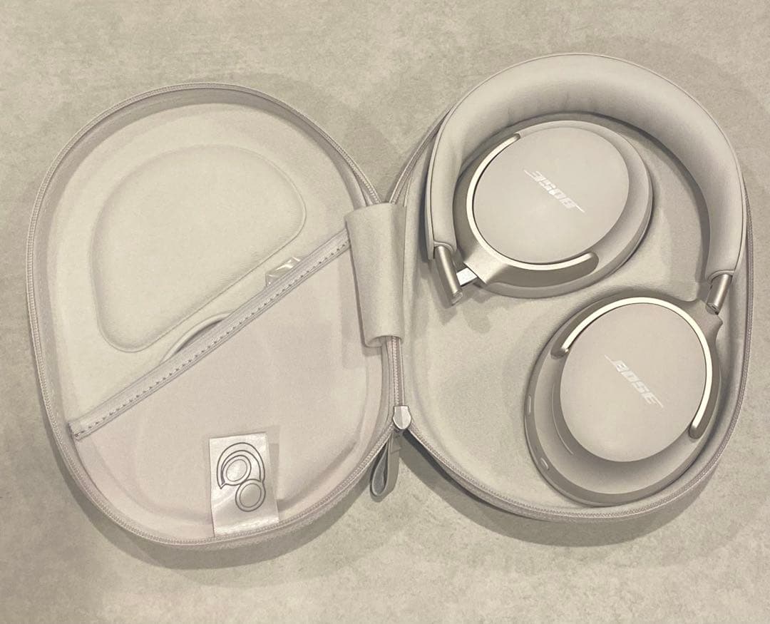 Bose ワイヤレスヘッドホン ホワイトスモーク