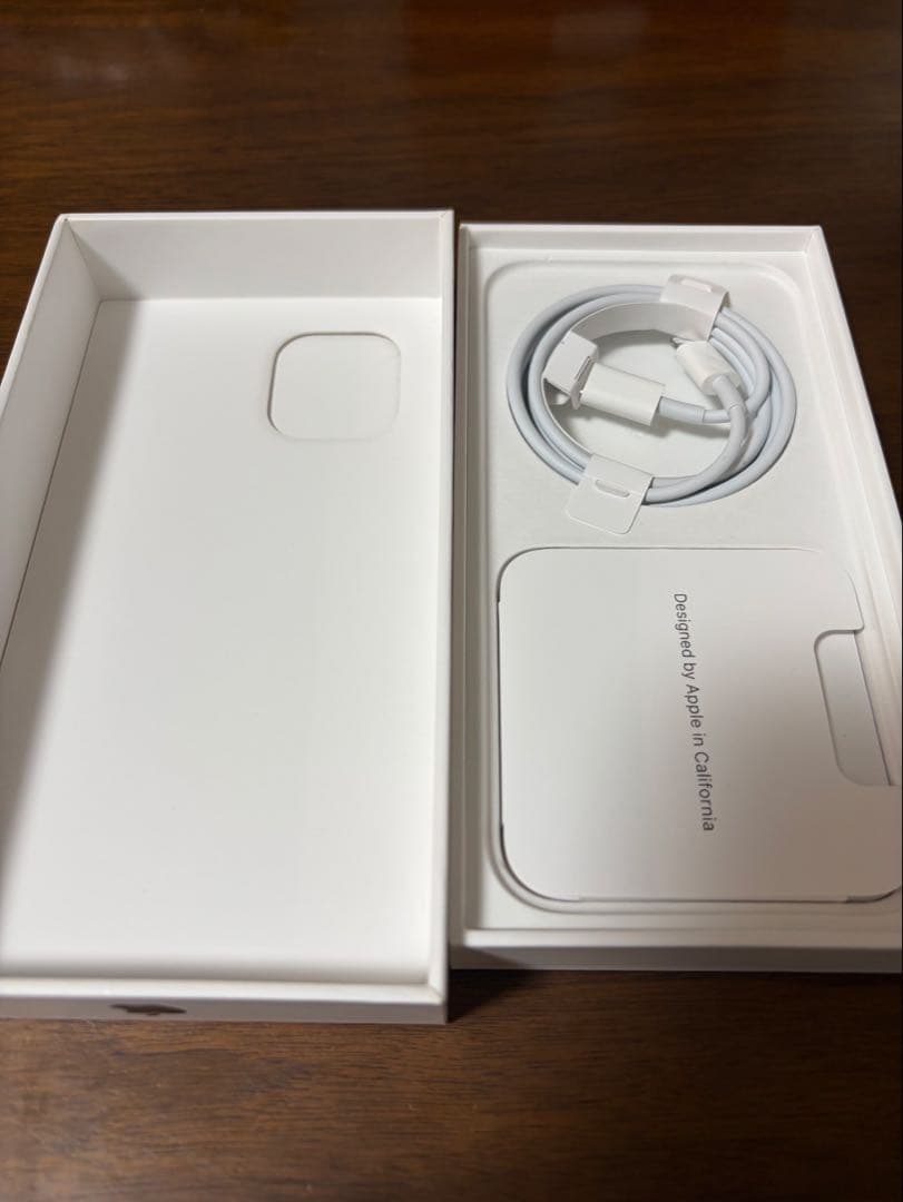 iPhone 12 ネイビー 本体 128G