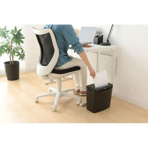 シュレッダー 電動 アイリスオーヤマ 家庭用 業務用 未使用 新品 ホッチキス