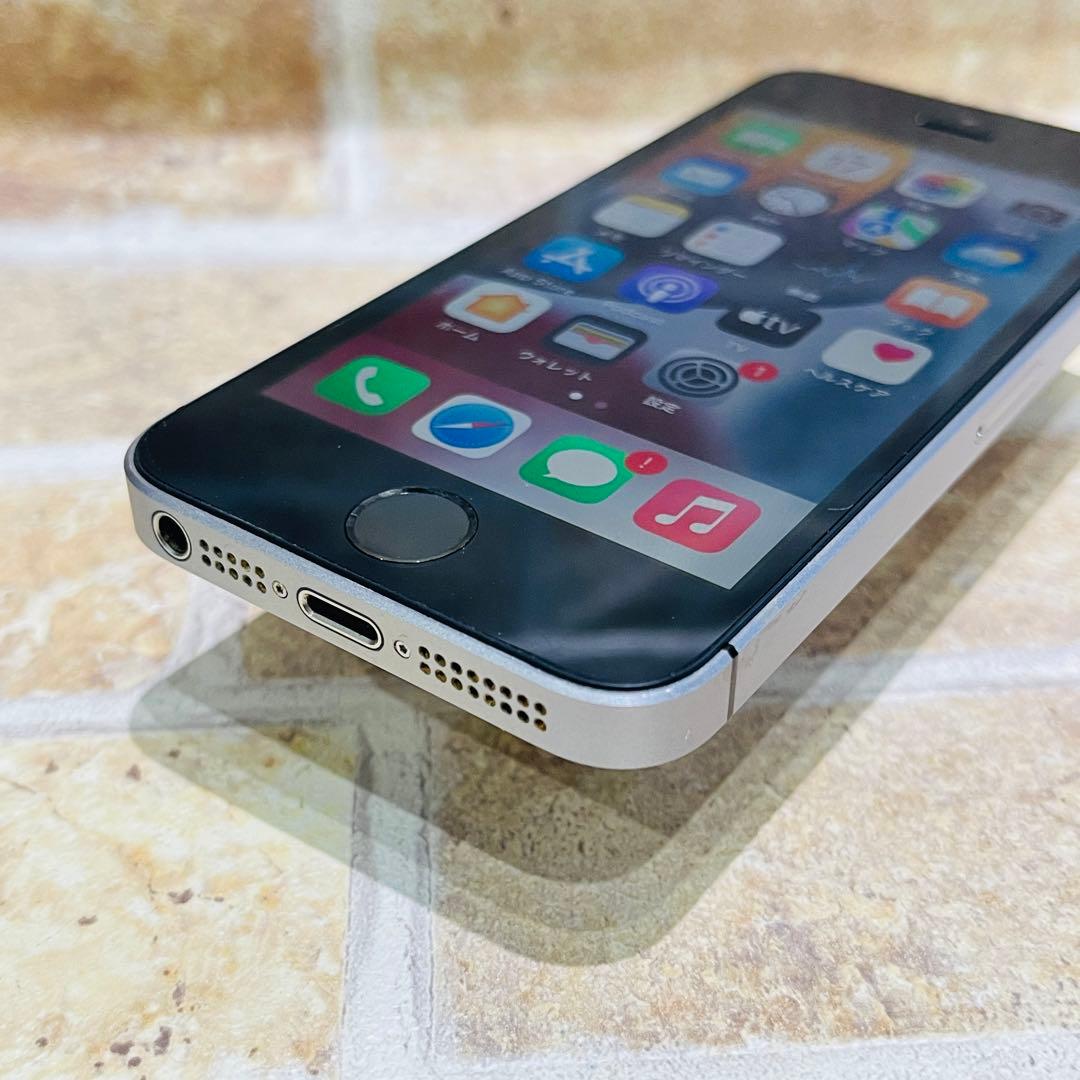 SIMフリー iPhoneSE 16GB スペースグレイ 電池新品