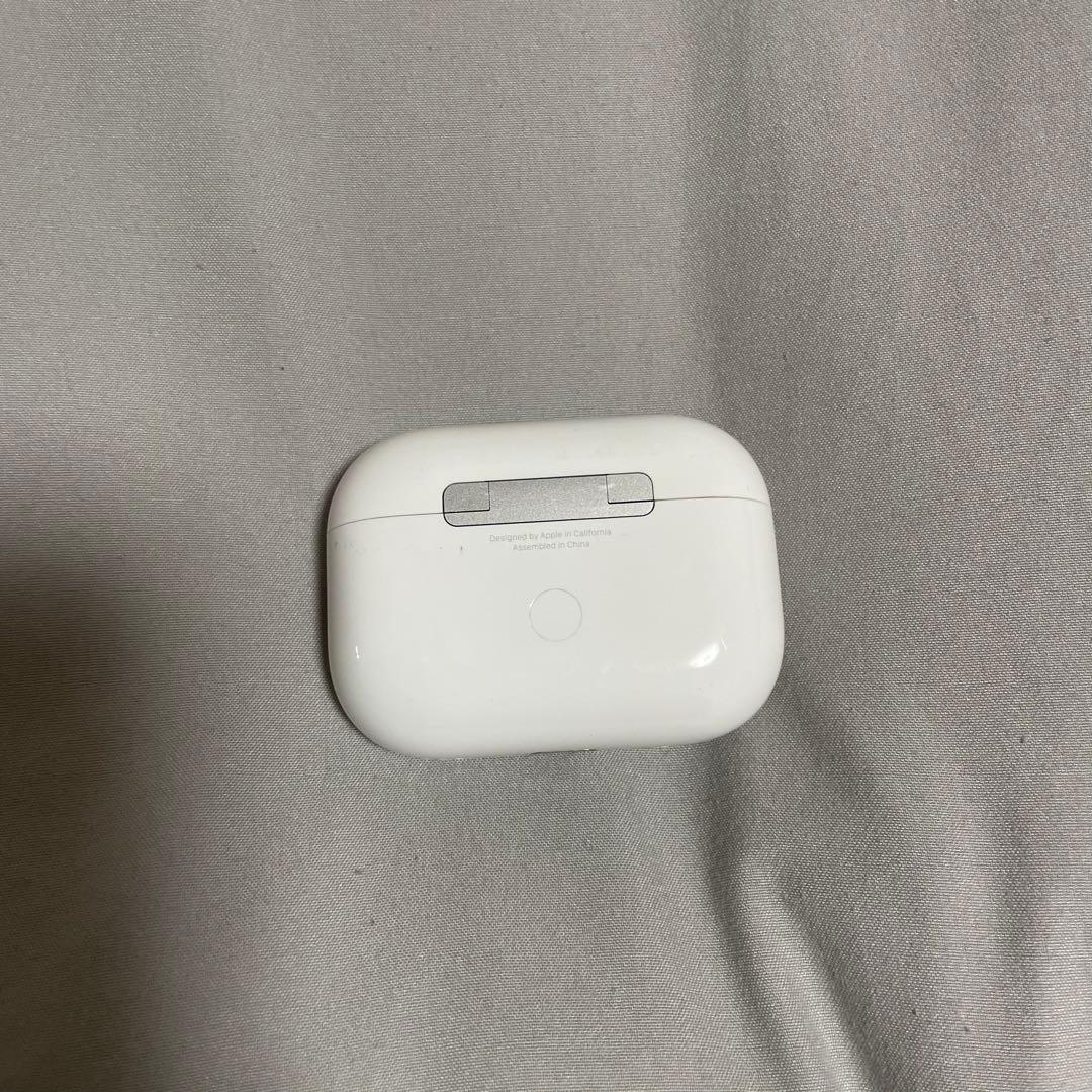 AirPods Pro 第2世代　右耳(充電ケース付き)