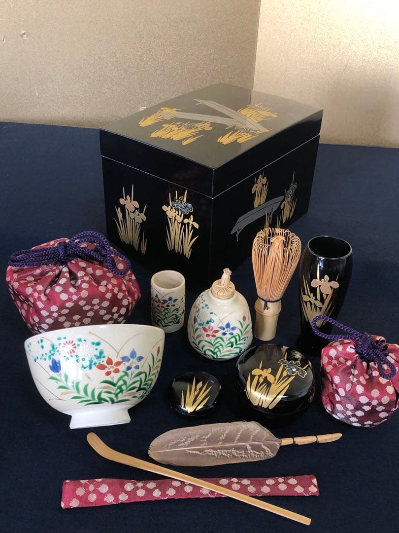 割引❗️《R》杜若に八橋蒔絵 螺鈿 茶箱 お茶道具9点 仕覆付 260203く4
