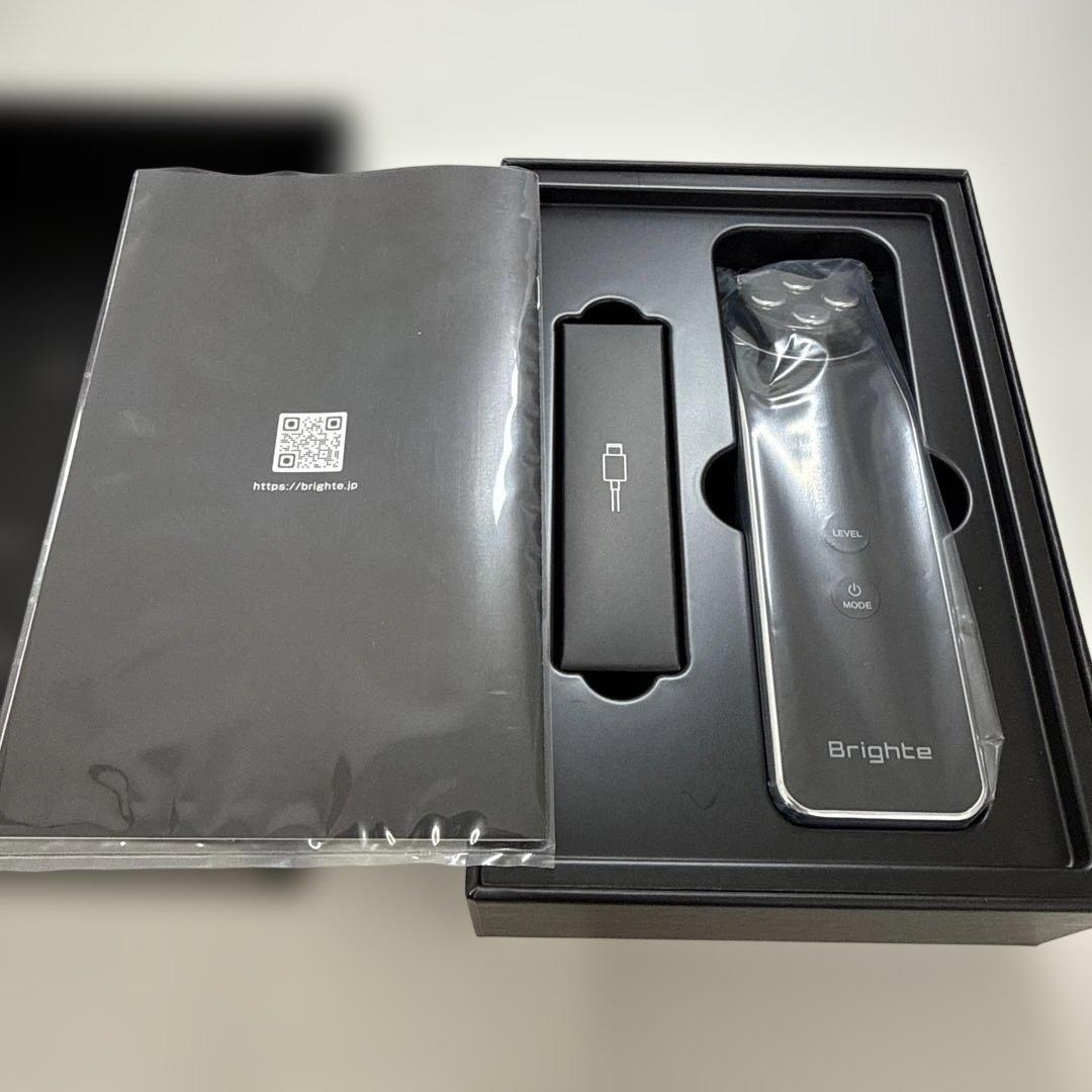 Brighte ELEKI LIFT 美顔器　新品未使用品☺︎
