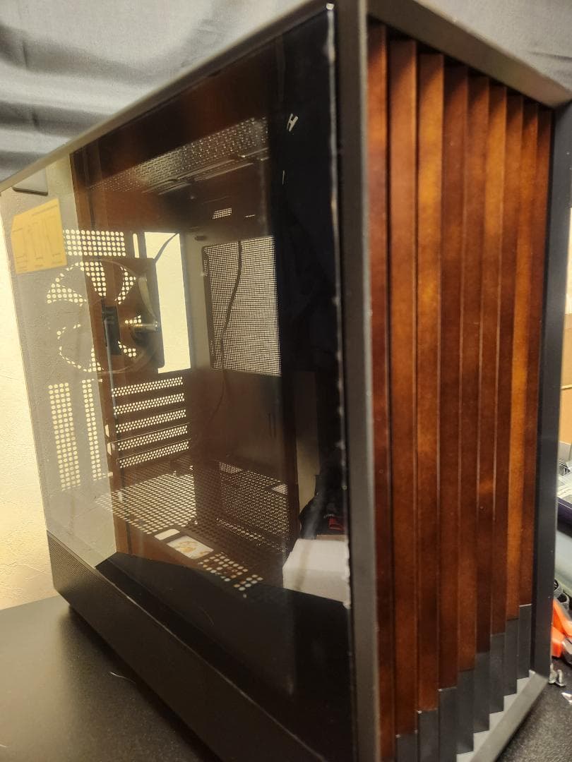 ZALMAN P10 NAMU PCケース（mATX / mITX対応）