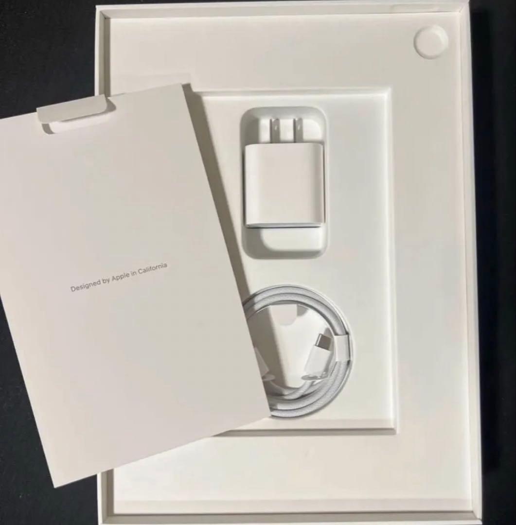 【極美品】iPad A16 第11世代 128GB Wi-Fi 充電回数1回