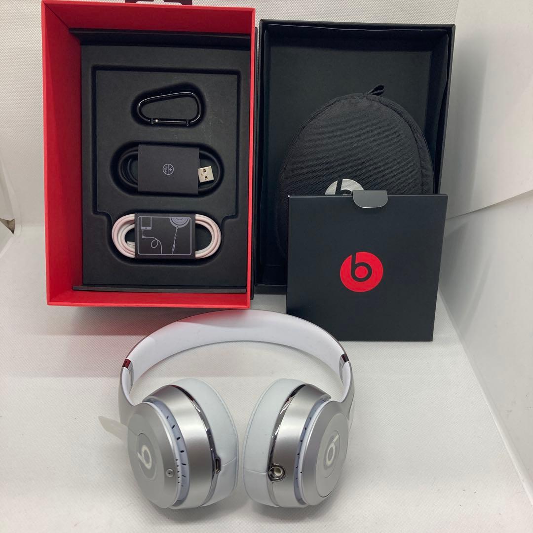 18)未使用Beats solo 3 wireless シルバー