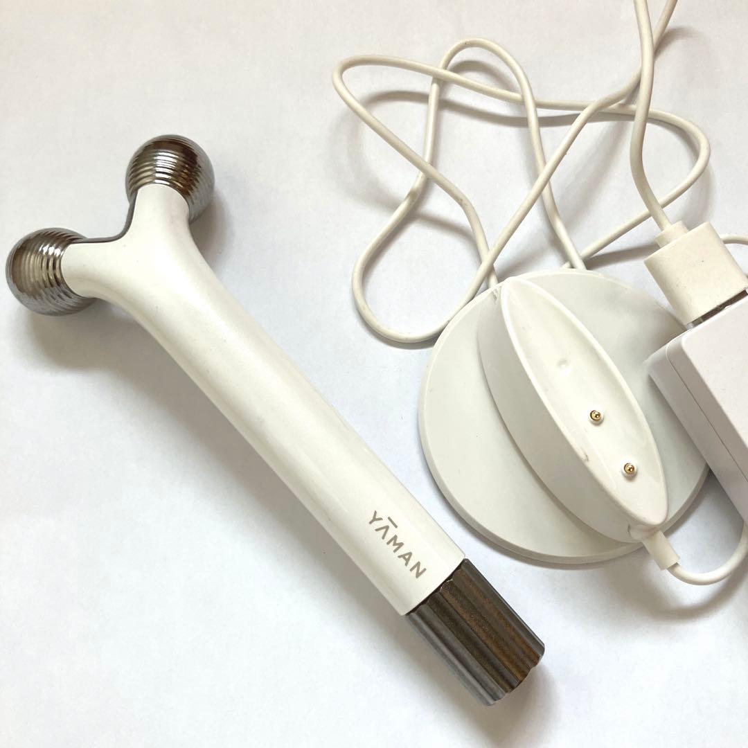 ヤーマンWAVY mi ni 美顔小顔ローラー　EMS