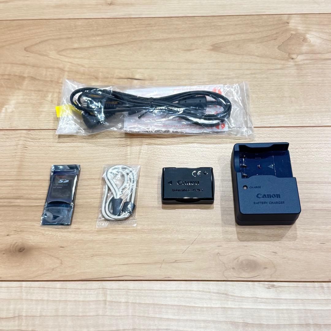 【付属品多数】　Canon キャノン　IXY DIGITAL 600 デジカメ
