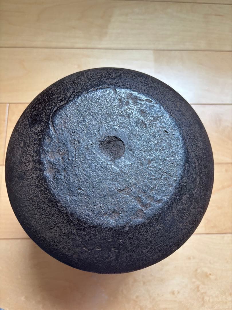 鋳鉄 茶釜 松竹梅紋 筒釜 寸筒 焼抜釜