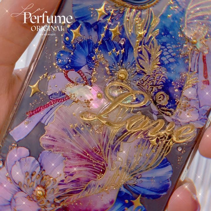 金魚✨名入れ♡キラキラゴージャス✨✨イニシャル オリジナル iPhoneケース