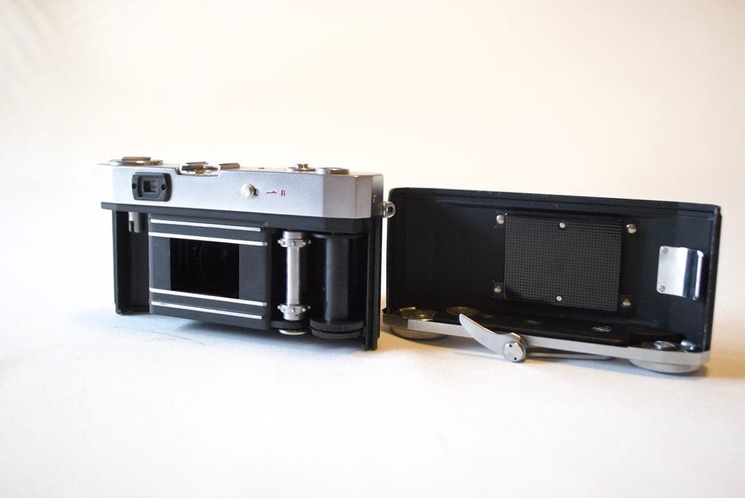 昭和レンジファインダーの名脇役。飾って絵になる「RICOH S2」　不動ジャンク