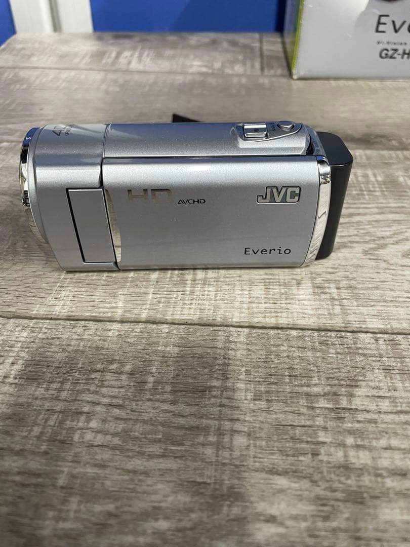 【美品】JVC ビデオカメラ EVERIO GZ-HM690 予備バッテリー付